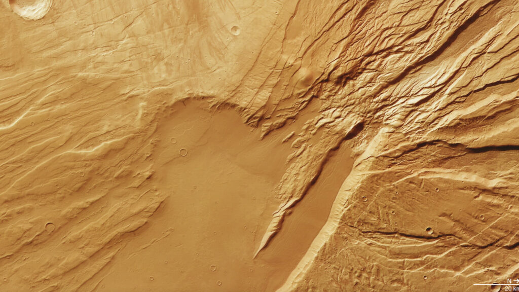 New photos from European Mars orbiter show dynamic, volcanic Red Planet terrain