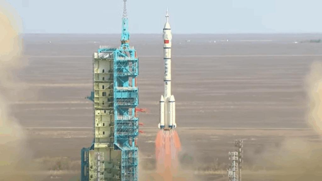 China launches Shenzhou 20 astronauts to Tiangong space station (video)