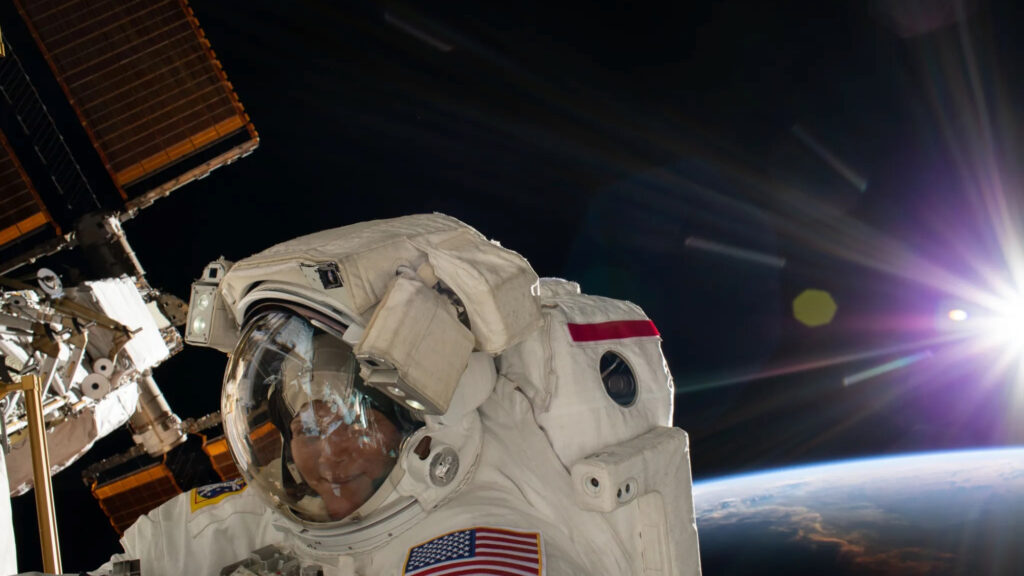 Watch 2 NASA astronauts perform the 5th-ever all-female spacewalk today