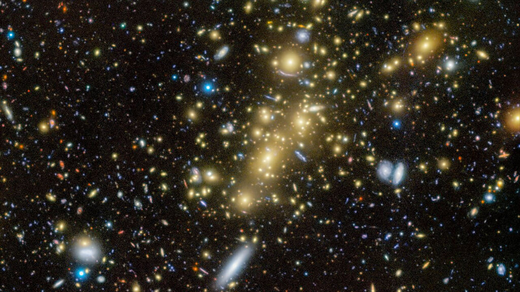 Gaze at a cluster of glowing galaxies | Space photo of the day for May 2, 2025