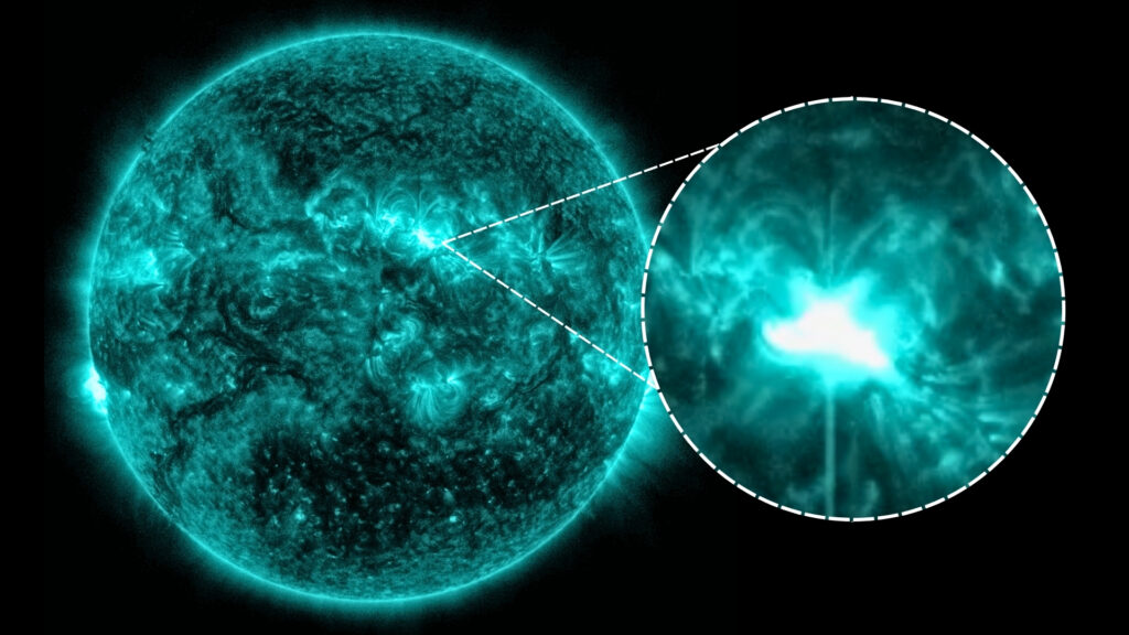 Colossal solar flare erupts from Earth-facing sunspot, sparking strong radio blackouts over Pacific Ocean (video)