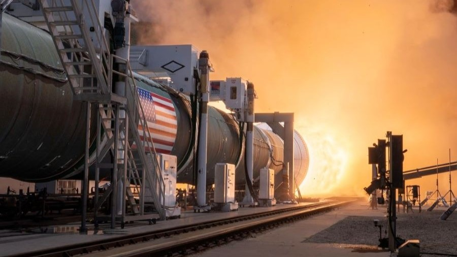 Nozzle explodes off rocket booster during engine test for NASA's Artemis program (video)