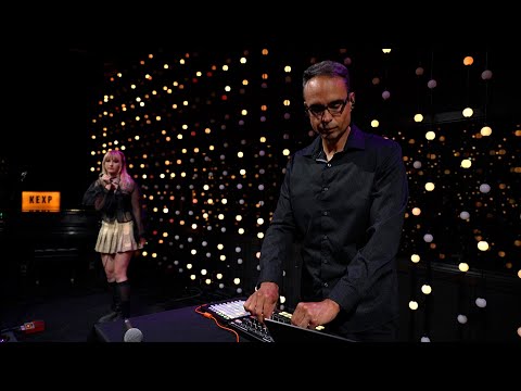 Optometry – Surrender (Live on KEXP)