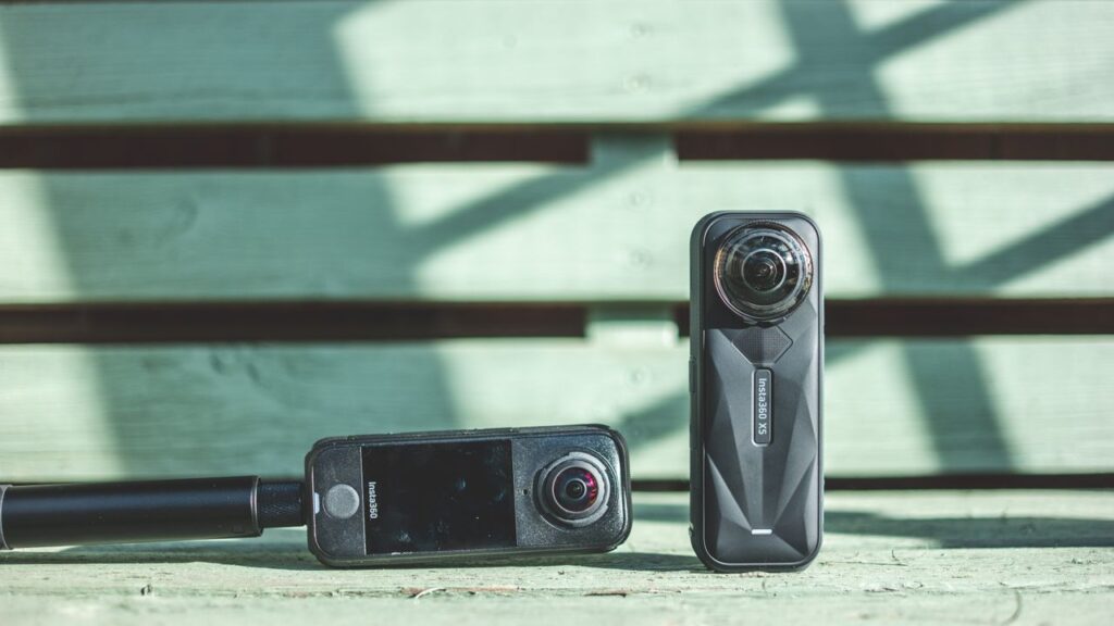 Can the smaller and lighter Insta360 X4 Air match the flagship Insta360 X5's quality? I compared the two 360 cameras to find out
