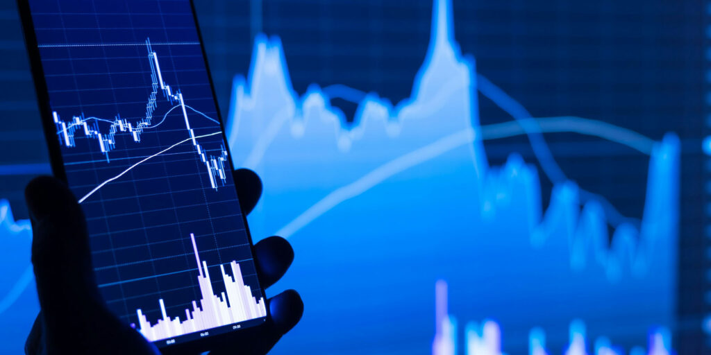 Apple stock gets $320 target from Bank of America ahead of Q4 earnings